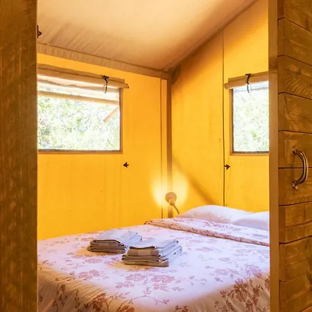 Refugio Da Cigarra منتزه العطل تومار